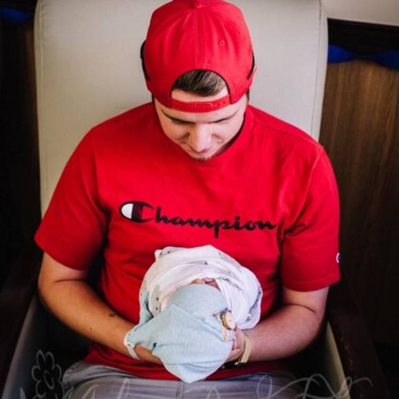 Meet your Posher, Josh - Picture 1 of 1